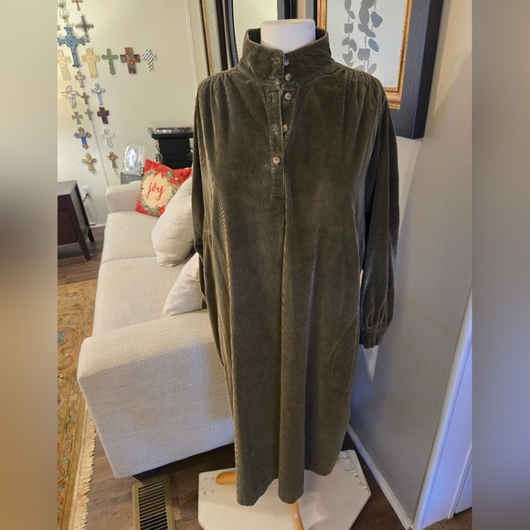 J. Jill Dresses & Skirts - J.jill Ltd.        Dress. 252